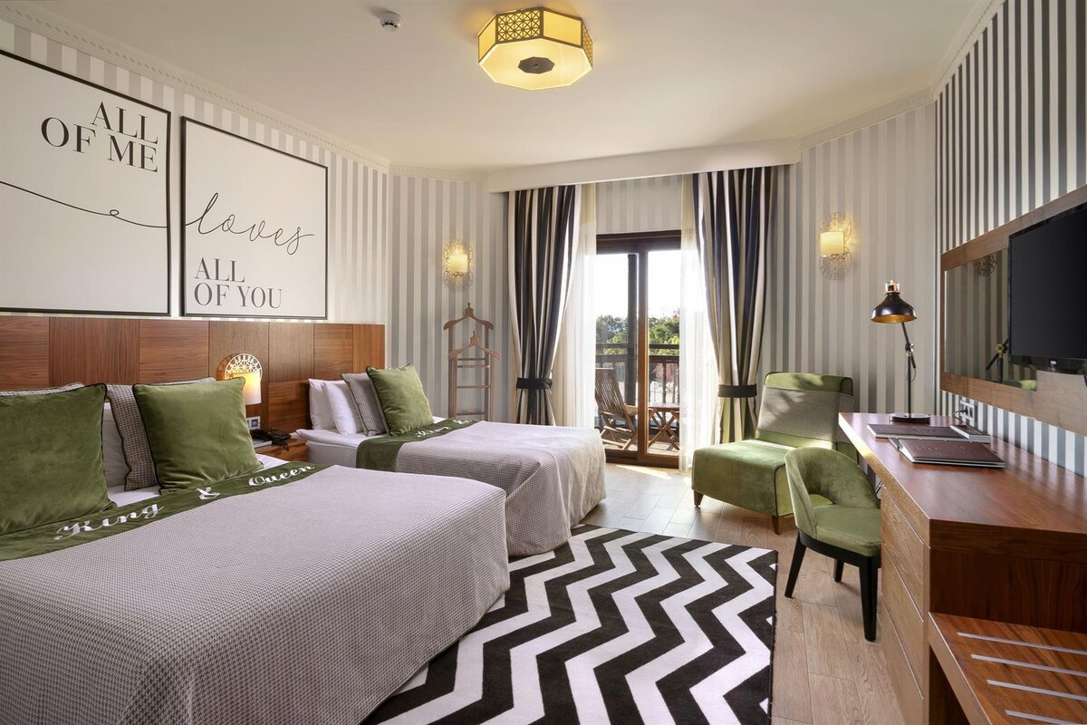 С сайта: https://b2b.anextour.com/hotel/26560/