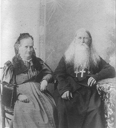 Родители А. С. Попова https://yandex.kz/collections/user/dwmvkzxgyyyeu2tj44wq4ekyd0/russkii-fizik-aleksandr-stepanovich-popov/