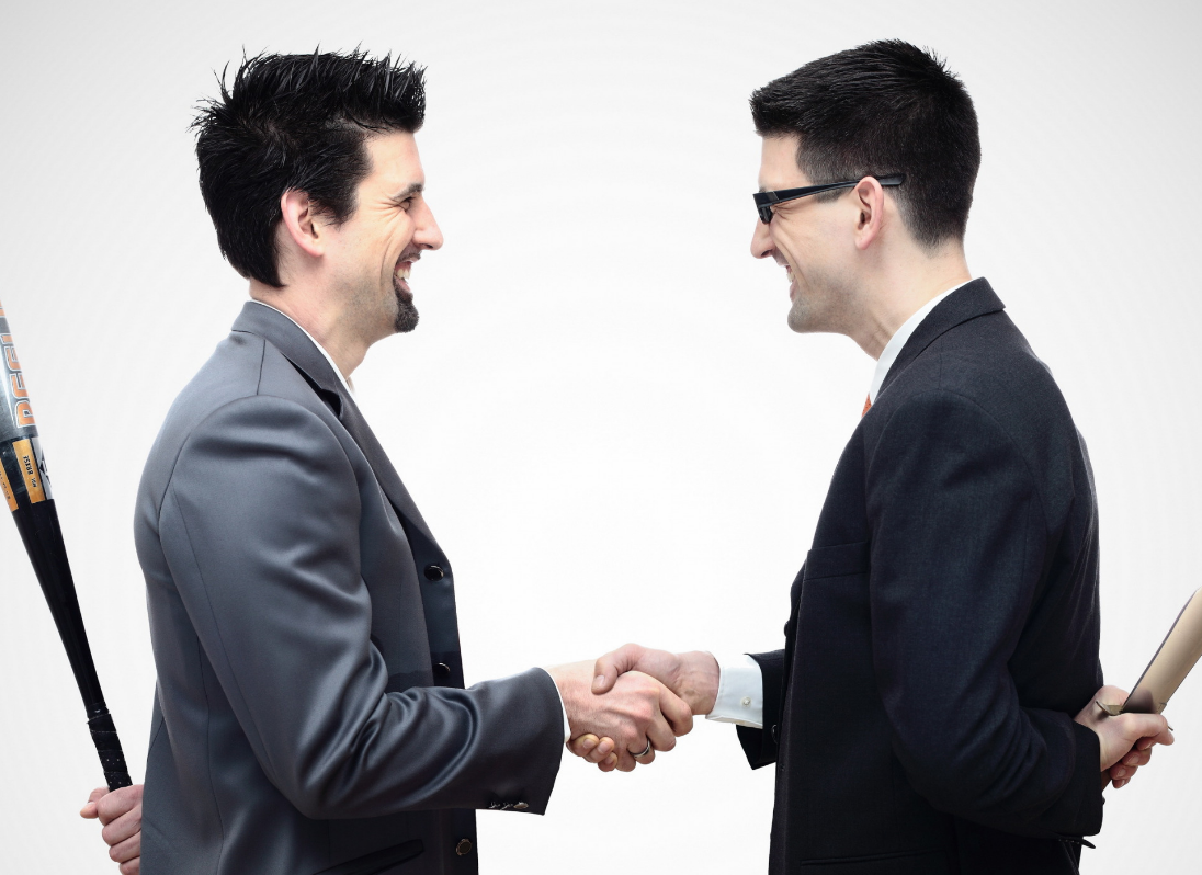 Расхождение мнений и внушающее давление в группе