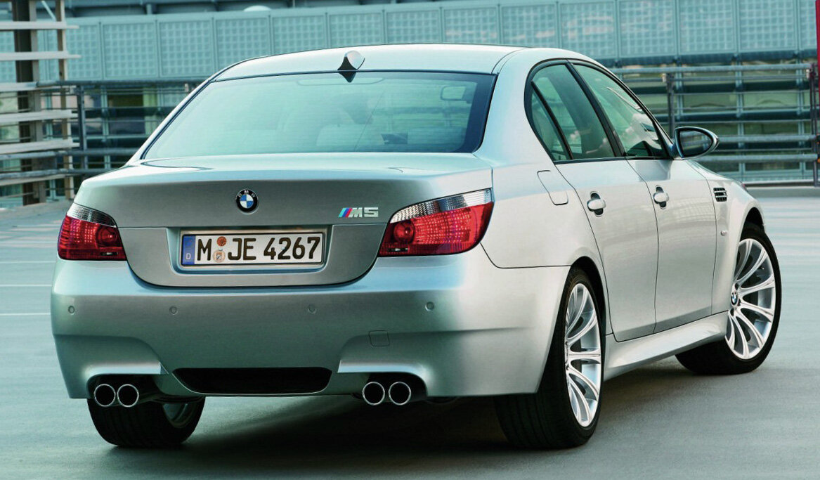 BMW M5 E60