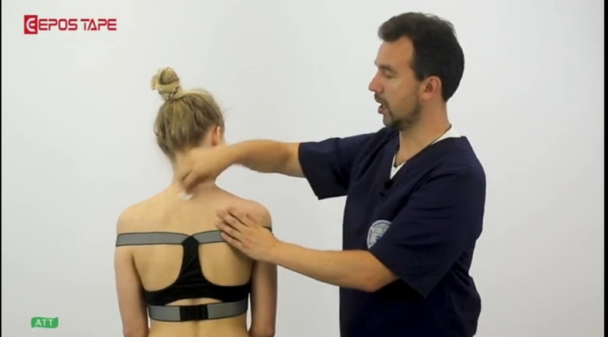 Обезжириваем участок на который будем клеить тейп 