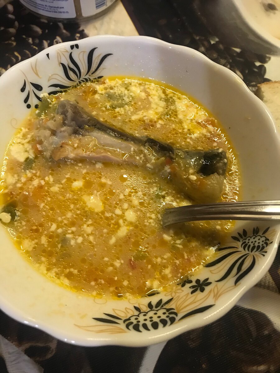 Суп с майонезом кусок хлеба