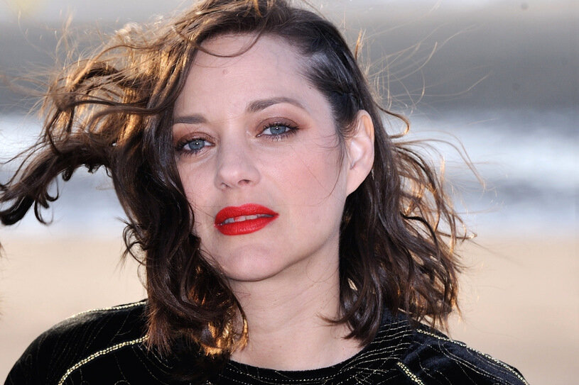 На снимке: Марион Котийяр на кинофестивале в Кабур-2017.