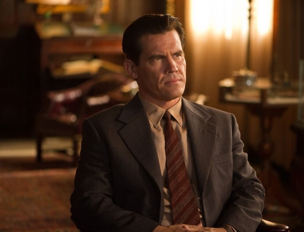 сержант О Мара ( Джош Бролин ).