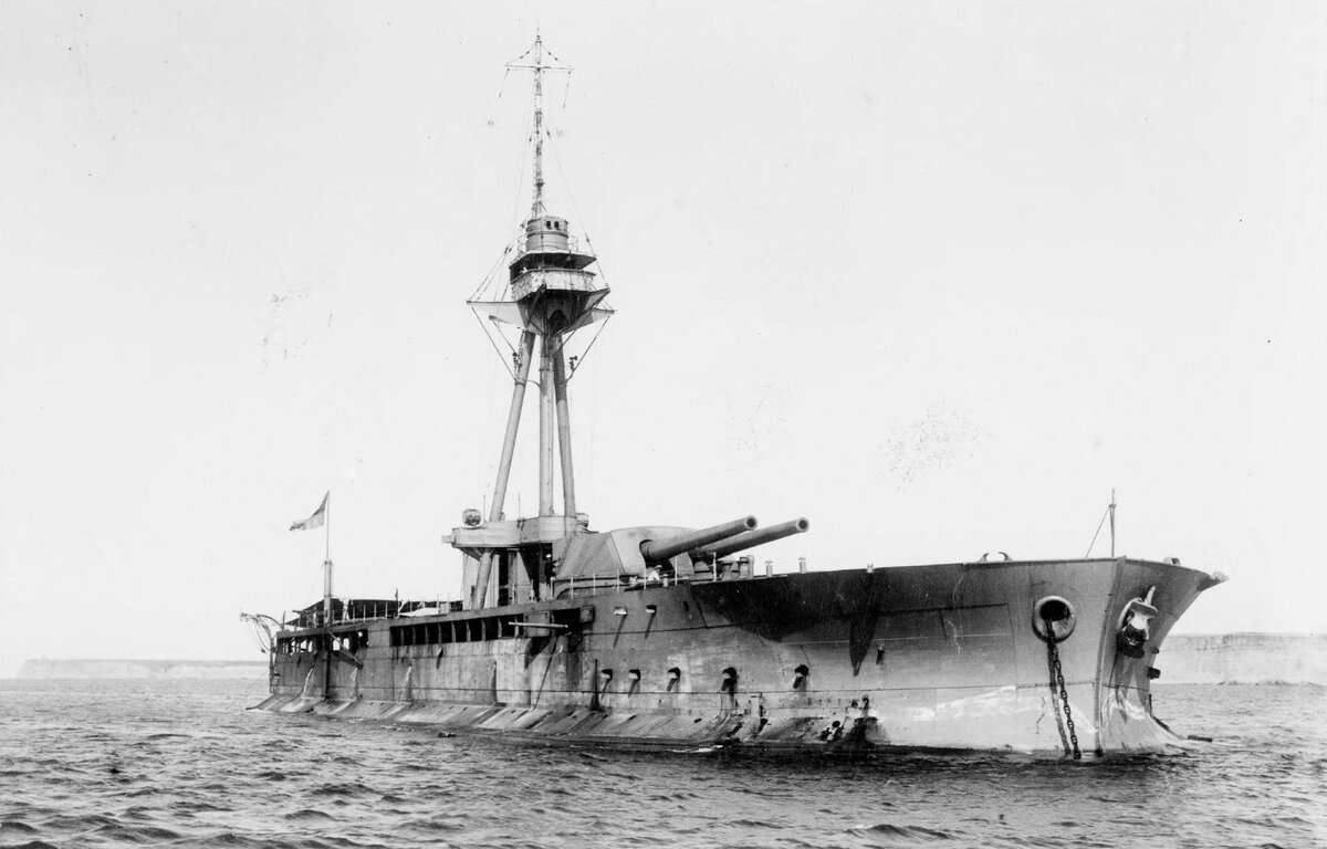 Монитор Королевского флота "Эберкромби"