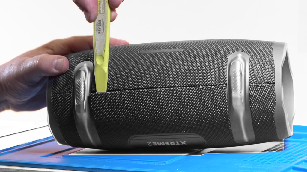 Как перезагрузить колонку jbl. JBL Xtreme 2 АКБ. JBL extreme 2 аккумулятор. Джибиэль колонка экстрим 2 аккумулятор. JBL Xtreme замена аккумулятора