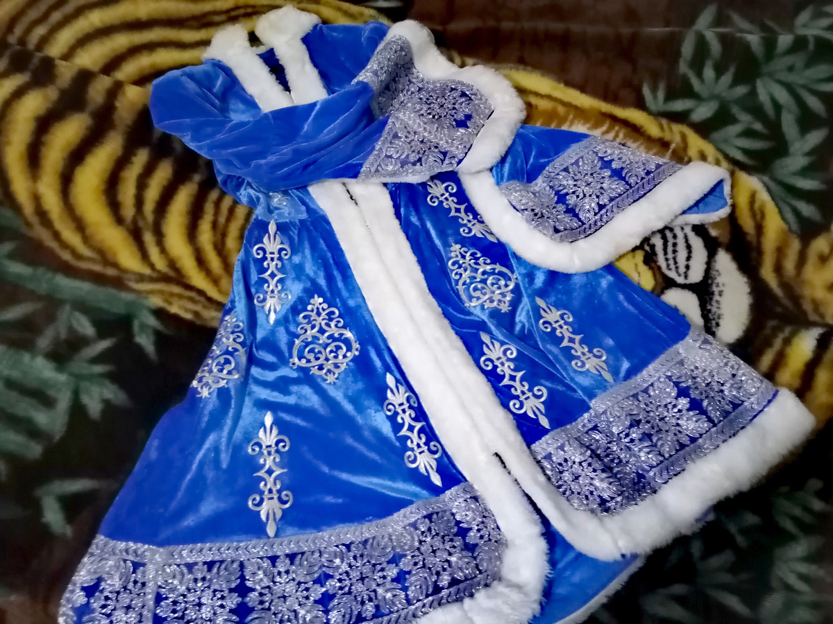 Снегурочка в этом году будет таять дома