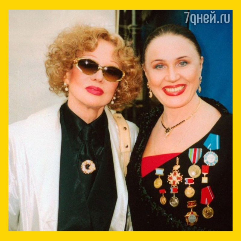 Фото: https://7days.ru/news/v-seti-poyavilos-foto-nadezhdy-babkinoy-do-plastiki-litsa.htm#photo_b-photo-gallery__holder_75aece_1