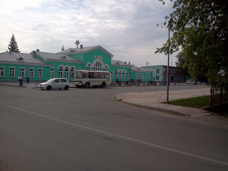 Кулинич александр андреевич новосибирск. Мошково новосибирская область старый вокзал. Станция болотная новосибирск. Жд вокзал мошково. Барабинск вид сверху новосибирская область.