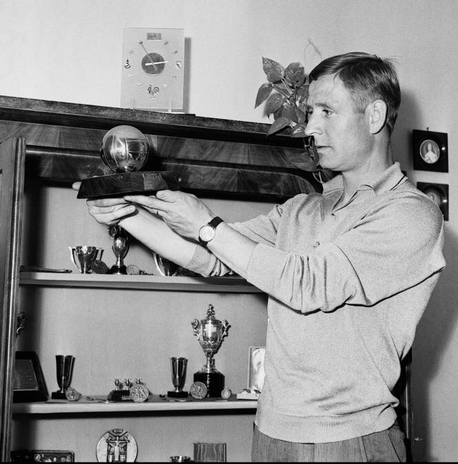 Раймон Копа ушёл из жизни 3 марта 2017 года в возрасте 85 лет.