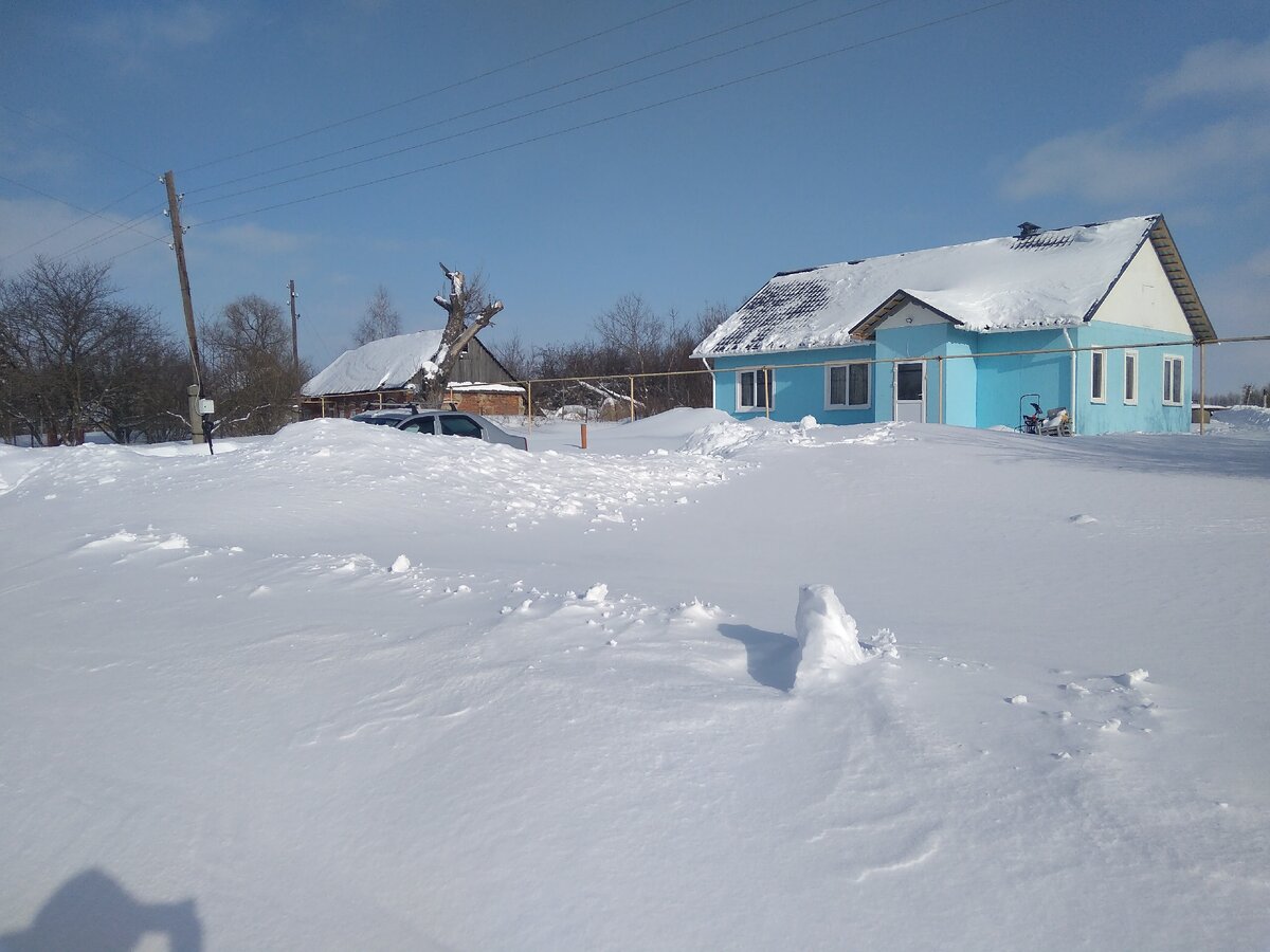 Найдите машину среди снега🙃