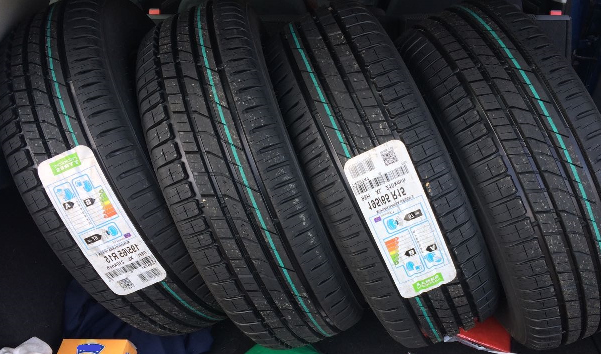 NOKIAN HAKKA GREEN R15