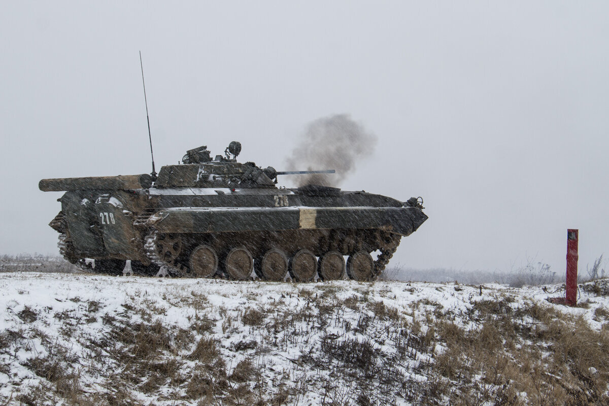 БМП-2...
