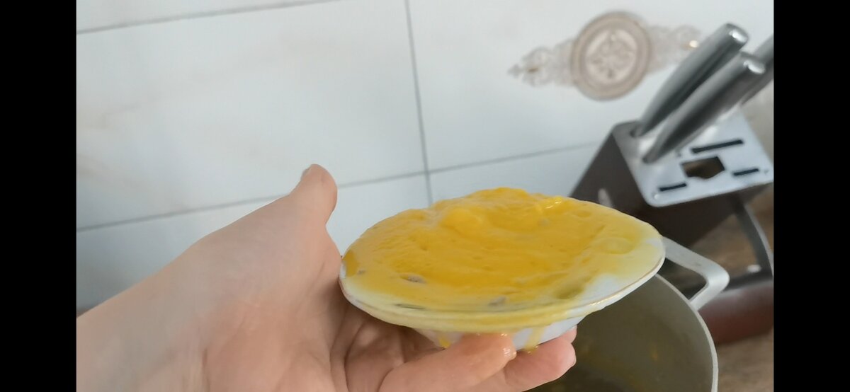 Целая мисочка жира из ноги куриной