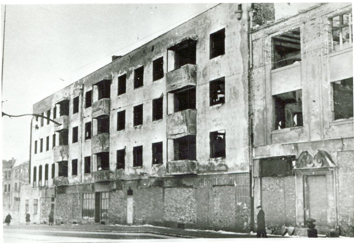 Источник: https://pastvu.com/