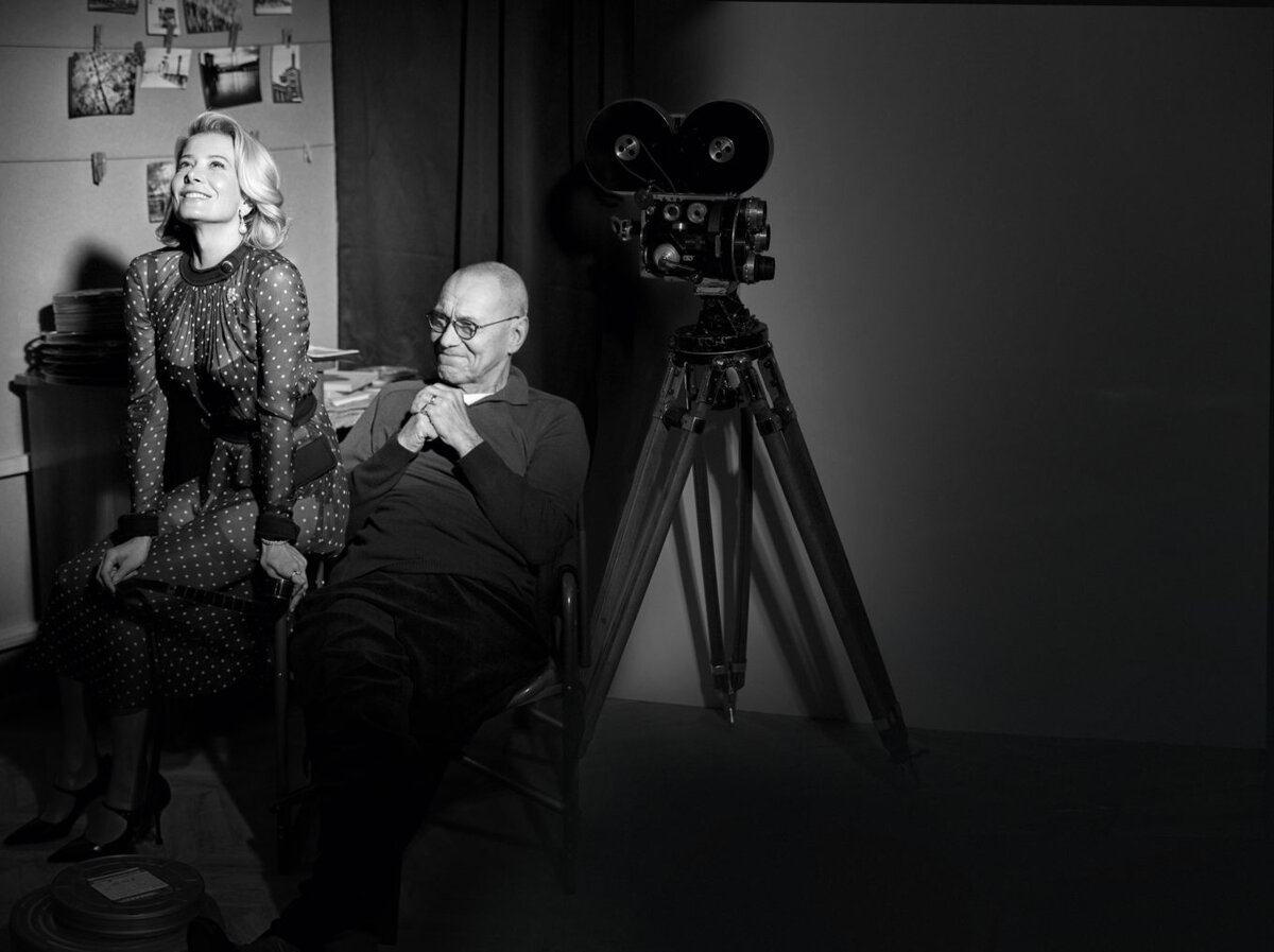 НА ЮЛИИ: ПЛАТЬЕ ИЗ ШЕЛКА И ШЕРСТИ, PRADA; БРА ИЗ ШЕЛКА И ЭЛАСТАНА, DOLCE & GABBANA; ТРУСЫ ИЗ ПОЛИЭСТЕРА, ЭЛАСТАНА И ХЛОПКА И ЧУЛКИ, ВСЕ INCANTO; СЕРЬГИ CLASSIC ИЗ БЕЛОГО И РОЗОВОГО ЗОЛОТА С ЖЕМЧУГОМ И БРИЛЛИАНТАМИ, БРОШЬ ИЗ БЕЛОГО ЗОЛОТА С ЖЕМЧУГОМ И БРИЛЛИАНТАМИ, MIKIMOTO; БРАСЛЕТ ESSENTIAL LINES ИЗ БЕЛОГО ЗОЛОТА С БРИЛЛИАНТАМИ, CARTIER; КОЛЬЦО ИЗ БЕЛОГО ЗОЛОТА С ЖЕЛТЫМ И БЕЛЫМИ БРИЛЛИАНТАМИ, MERCURY. НА АНДРЕЕ: КАШЕМИРОВОЕ ПОЛО, LORO PIANA; ШЕРСТЯНЫЕ БРЮКИ, ERMENEGILDO ZEGNA. 