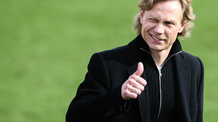 Валерий Карпин
Источник: https://cdn-st1.rtr-vesti.ru/vh/pictures/xw/224/205/8.jpg