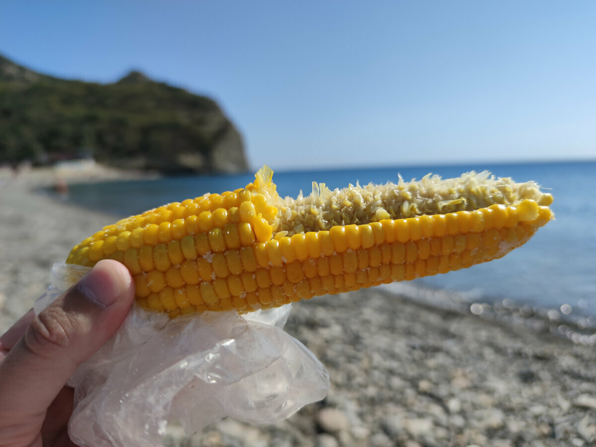 Пляж кукуруза сочи