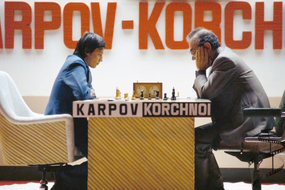 Анатолий Карпов и Виктор Корчной (фото взято из свободного доступа сети Интернет)
