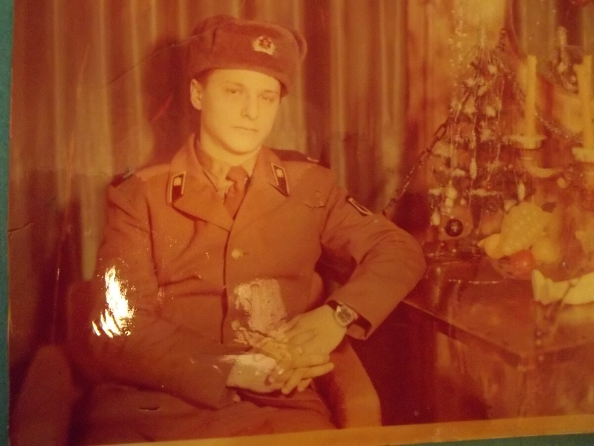  Сохранилось одно фото,т.к. другие растащили на свои альбомы.