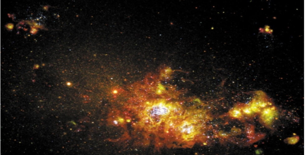 Галактика NGC 4214, находящаяся на расстоянии около 13 млн световых лет от Земли