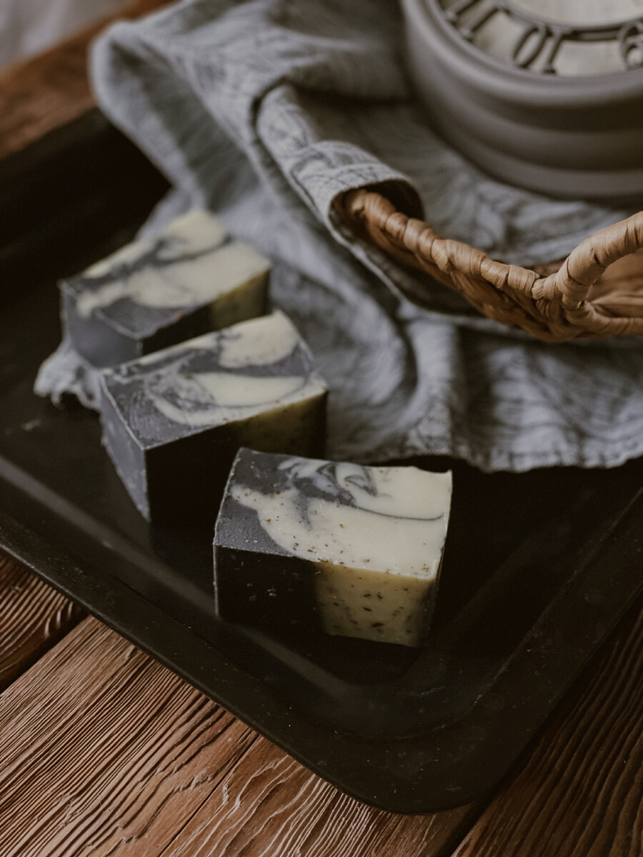 Мыло с нуля с углем и водорослями «Холодное море»