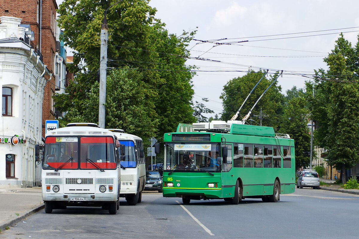 Типичный транспорт Коврова. (Источник: https://transphoto.org/photo/1491588/?vid=428236) 
