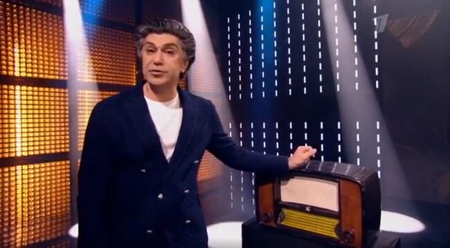 Новый ведущий программы "Сегодня вечером". Скриншот