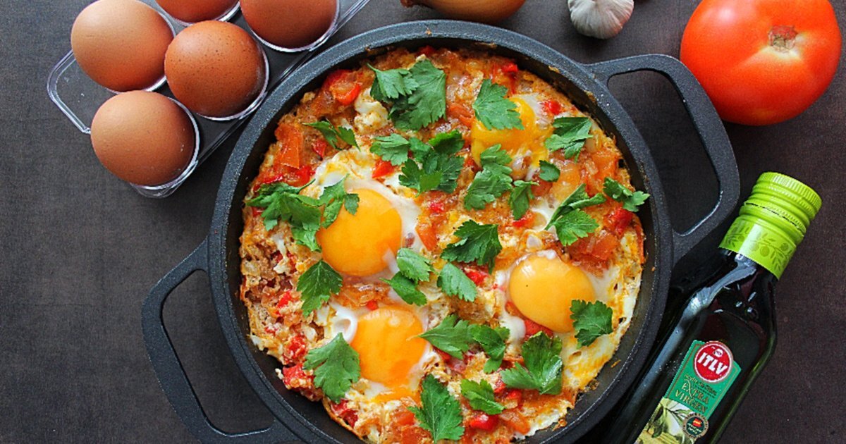 Автор и правообладатель данного изображения: https://hi-chef.ru/recipe/21170-vkusnaja-shakshuka/