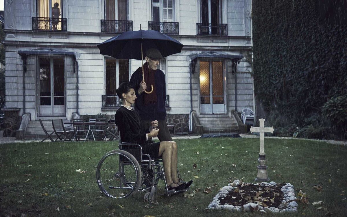 В обществе существует ворох мировоззрений, оправдывающих и даже превозносящих страдания, потому что их цель - оправдать позицию жертвы