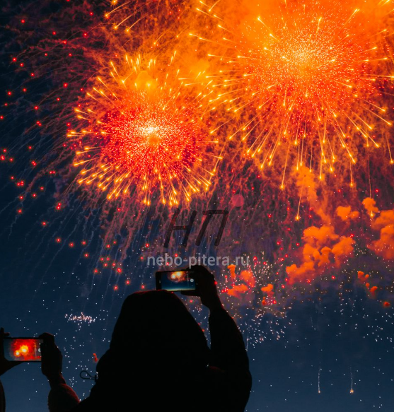 Салют на 9 мая