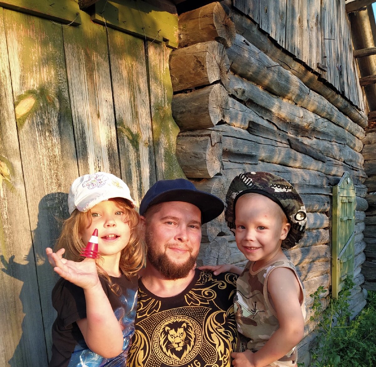 Илья, Пелагея,Ваня