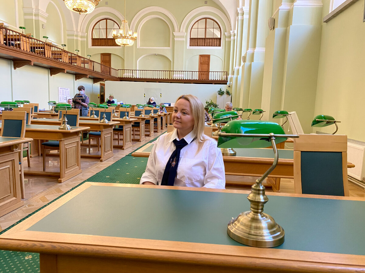 Жанна Швыдкая, писатель, автор книг "Огранка" и "Метаморфоза" декалогии "Гравитация жизни"