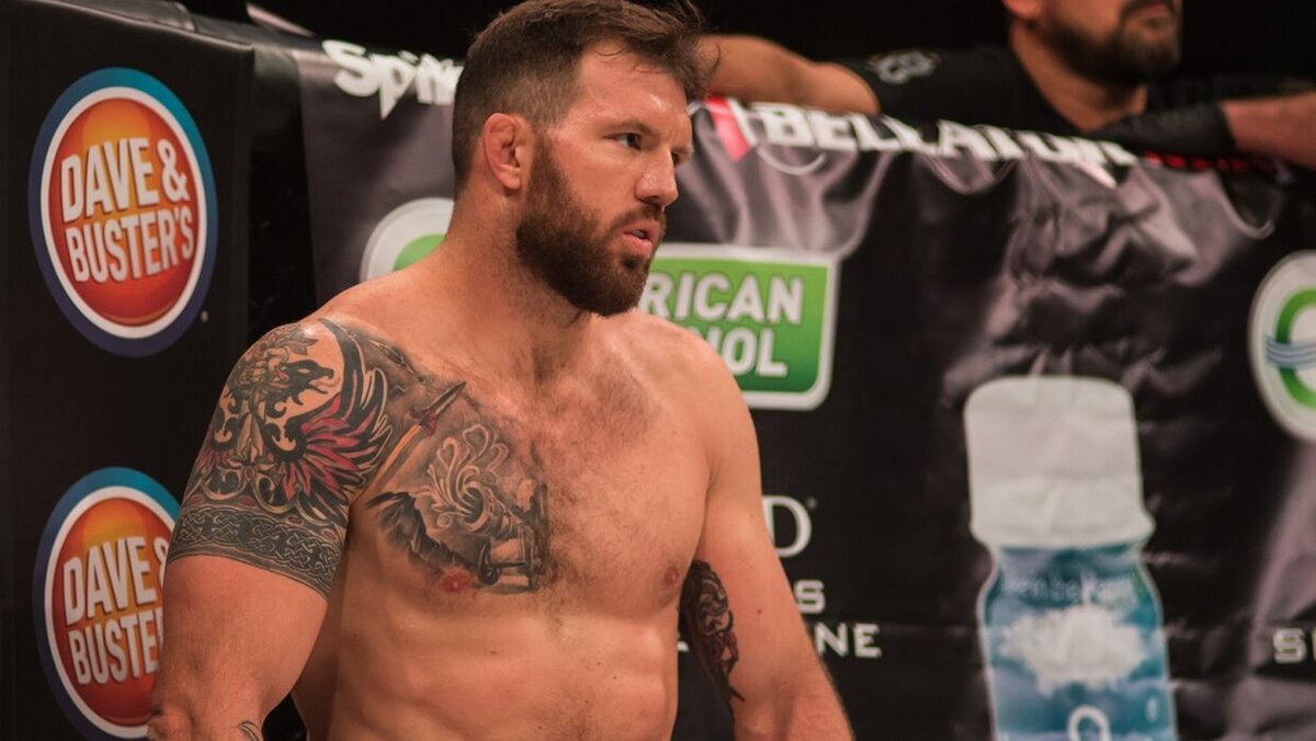 Чемпион в полутяжелом весе "Беллатор" Райан Бейдер.. Теперь бывший. Пояс проигран нокаутом россиянину Немкову.  фото:  картинки -яндекса.