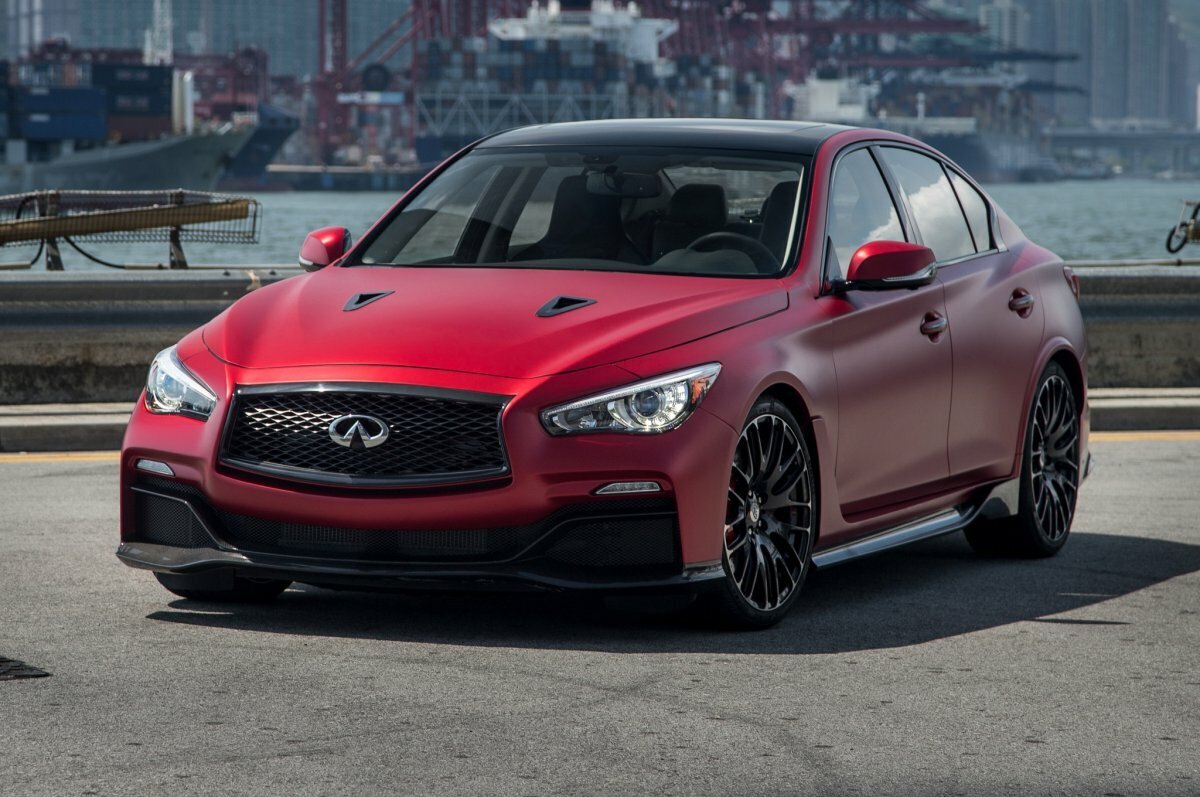 Infiniti q50 rouge