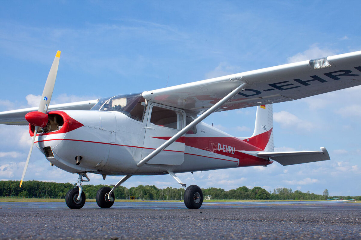 Cessna 175 Skylark