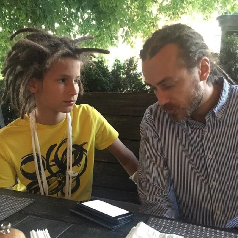 Децл с сыном