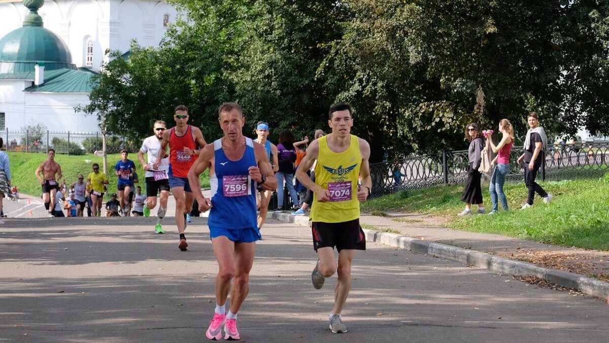 С Валерой Носенко первая половина дистанции