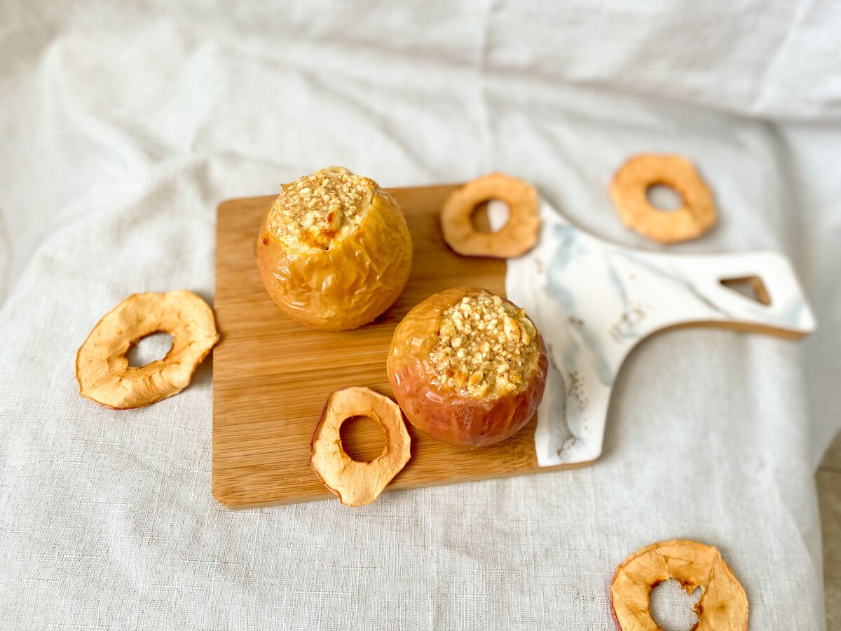 Яблоки в духовке