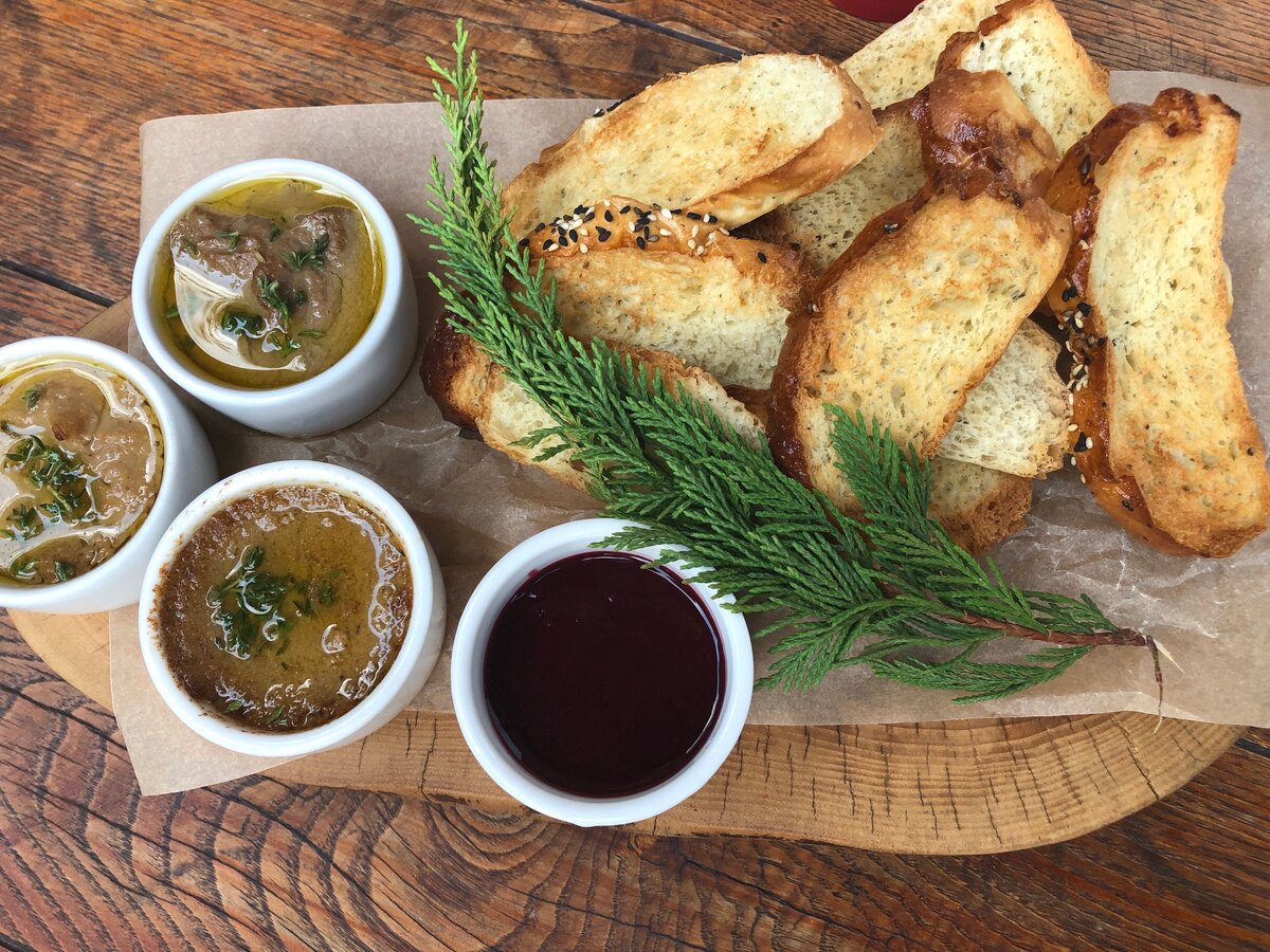 Ассорти из паштетов