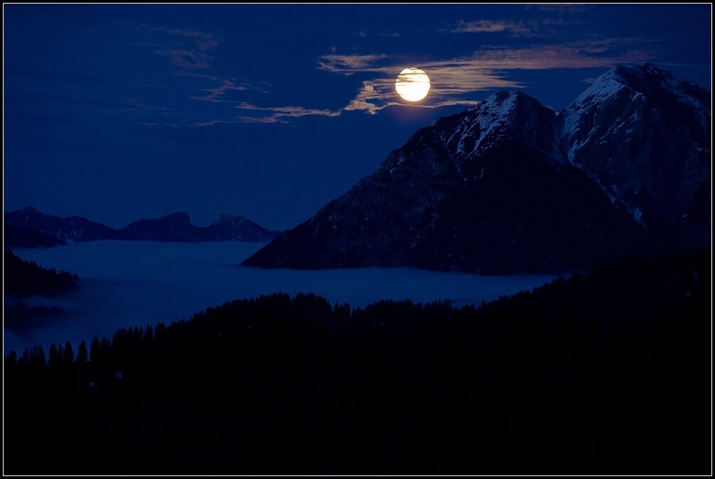 Mountain night. Природа ночью. Ночные горы. Ночной пейзаж. Горы на Луне.