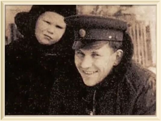 Алексей Гуськов в детстве с отцом, источник фото/independent-press.ru