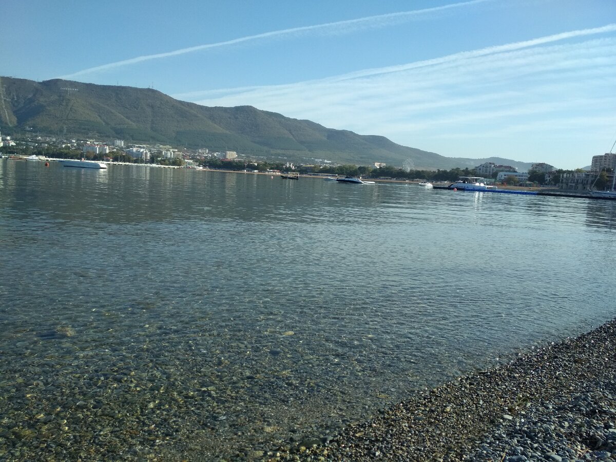 Геленджик 26.10.2020 пляж "Сады морей" 10 часов утра