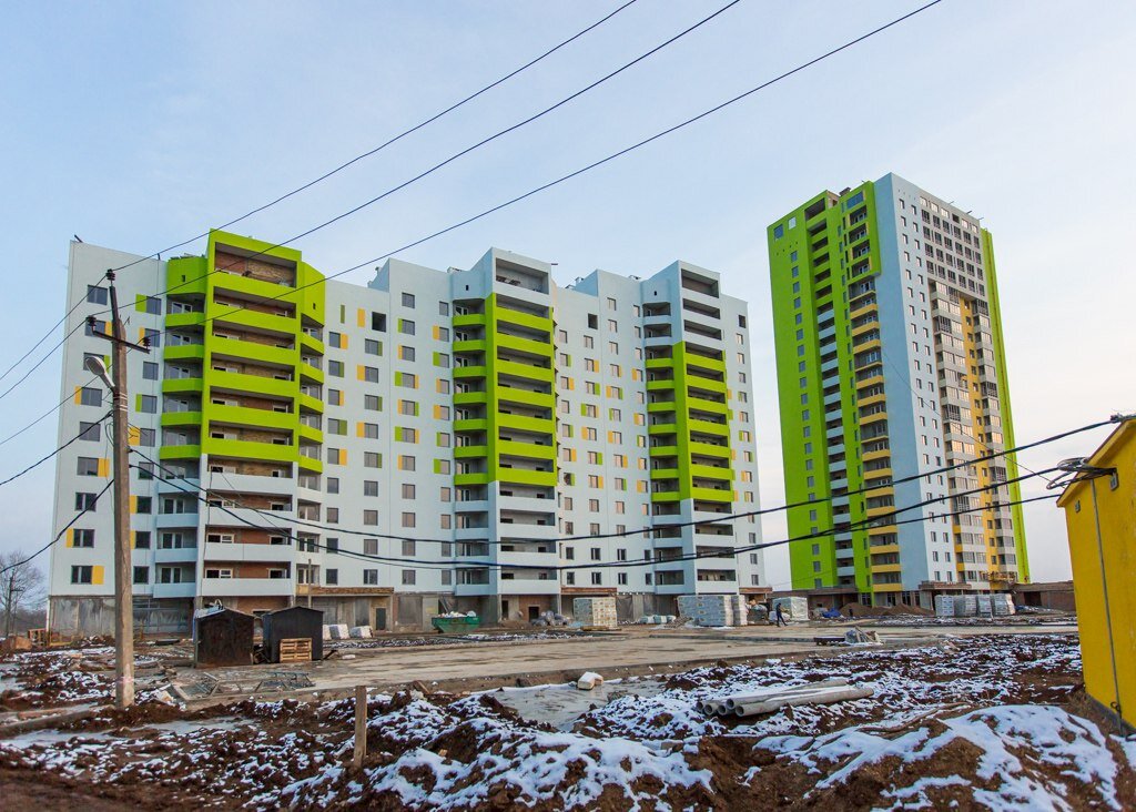 жк ярче казань. тэцевская улица казань. красочный жк. жека яркий казань. микрорайон яркий фотографии.
