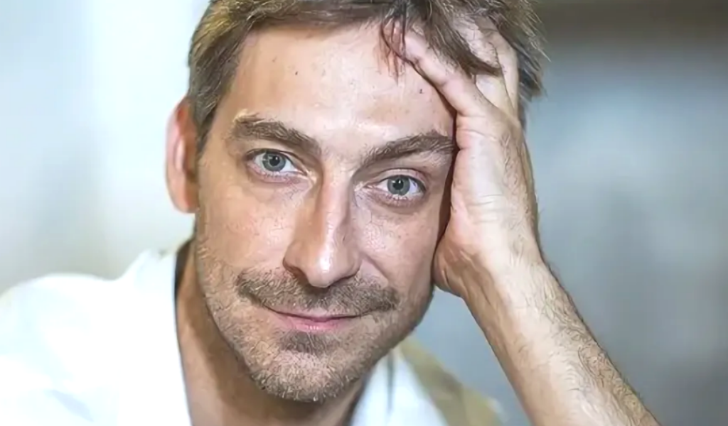 Актер Артем Ткаченко