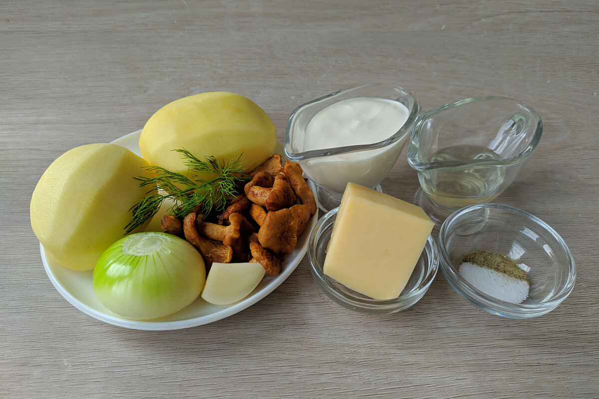 Картошка с грибами, сыром и специями в духовке – пошаговый рецепт приготовления с фото