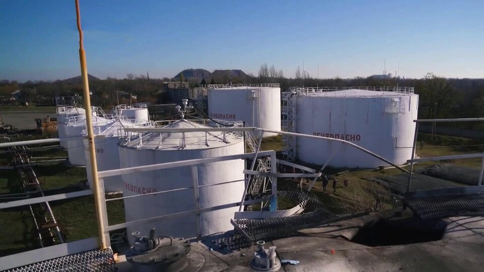 Нефтехранилище Донбасса Фото с сайта free.1tv.ru