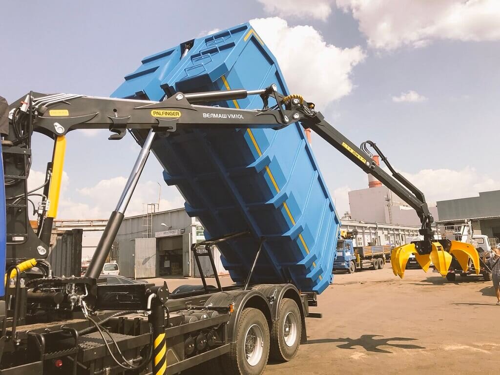 Гидроманипулятор VM10L Велмаш, укомплектованный грейфером и ротатором