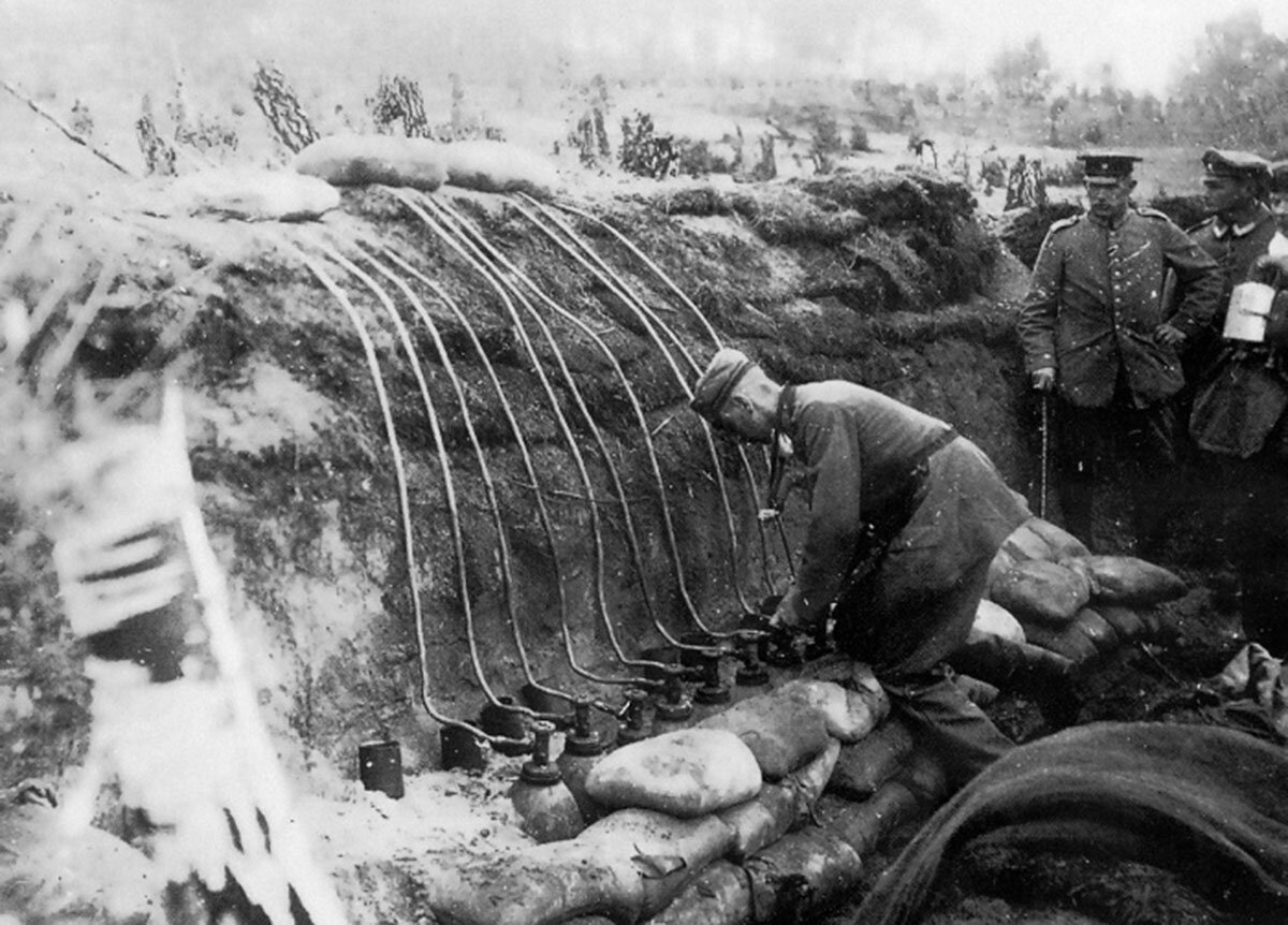 Химическая атака немцев. Источник фото: https://clck.ru/YyZGL 