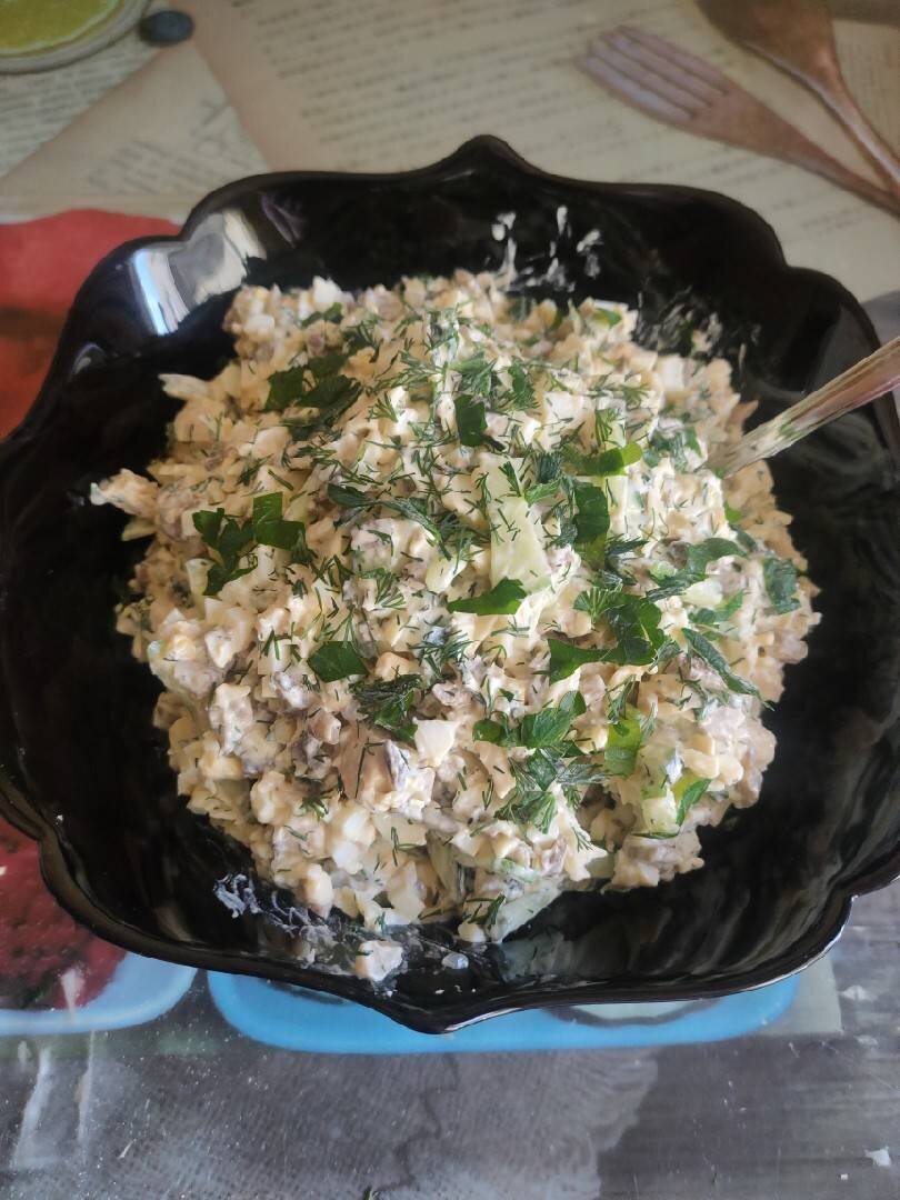 Салат с грибами, сыром и яйцами, пошаговый рецепт на ккал, фото, ингредиенты - mizuko